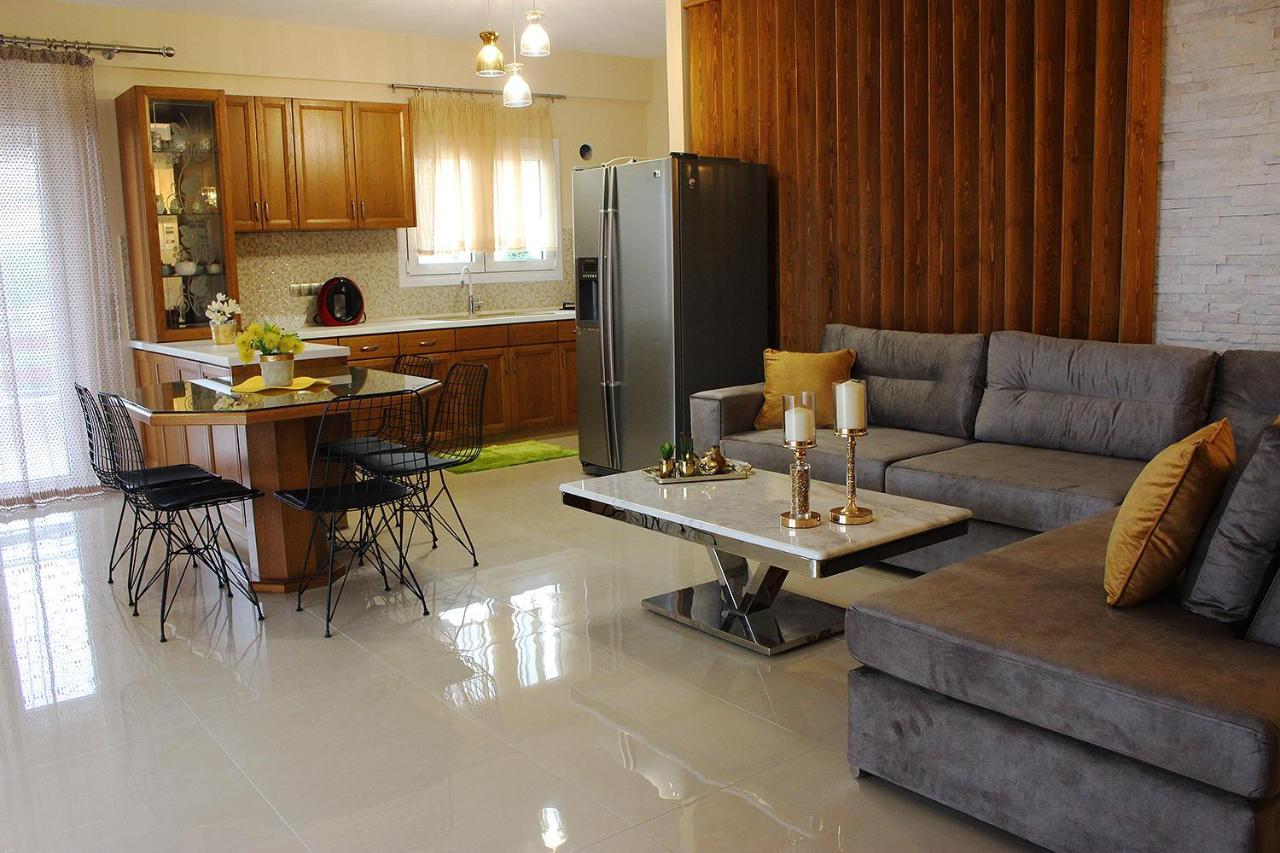 Apartment Elegant View - - 3bd Tríkala