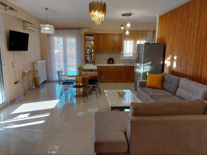 Elegant View - - 3bd *