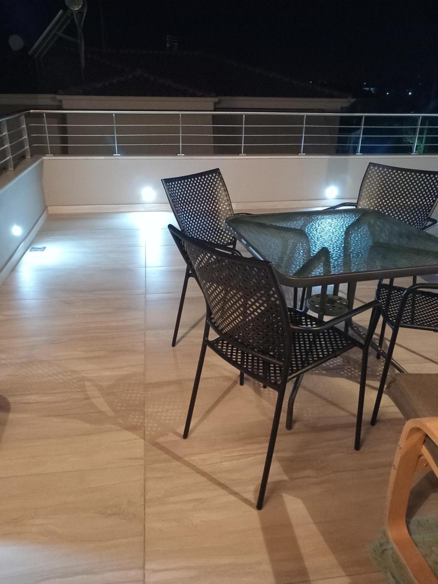 Elegant View - - 3bd Apartment *